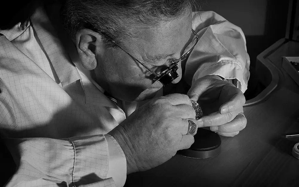 roger dubuis 1995
